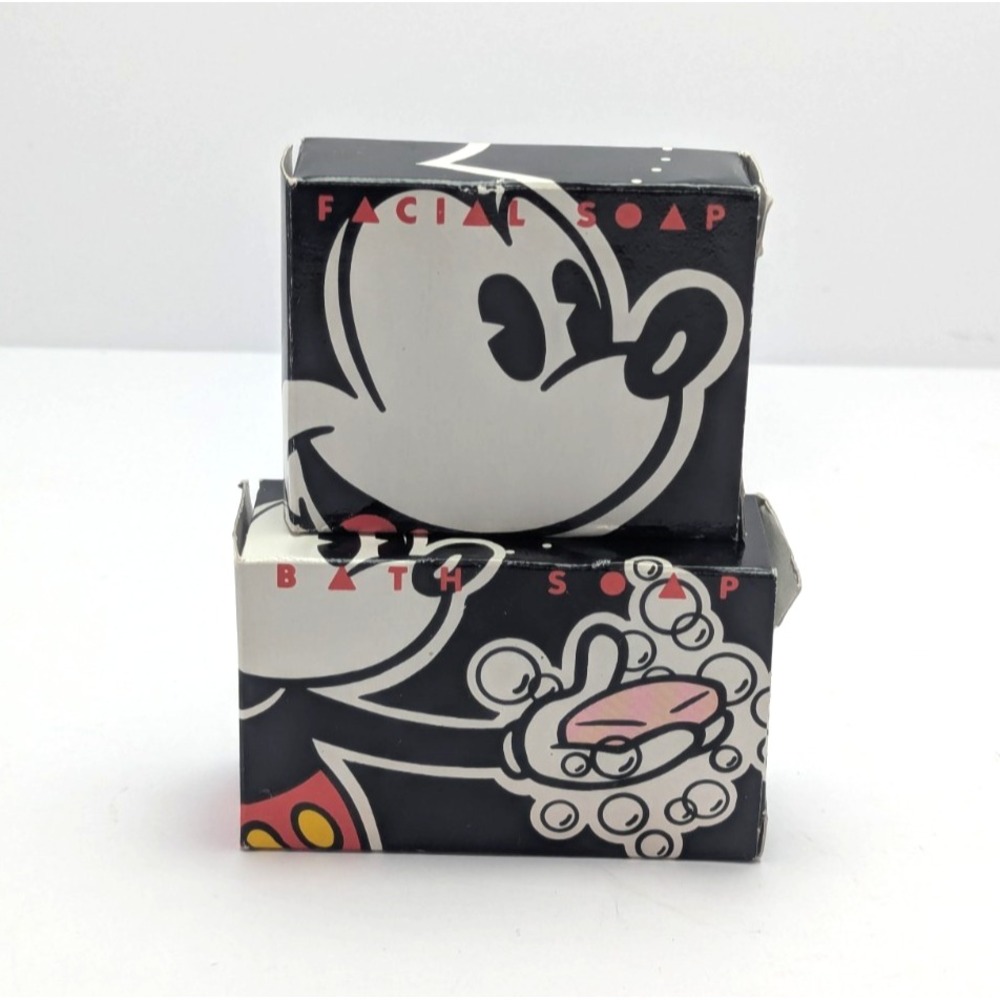Walt Disney Resorts Facial & Bath Soap bars w/ theme box Mickey Mouse Club 1955